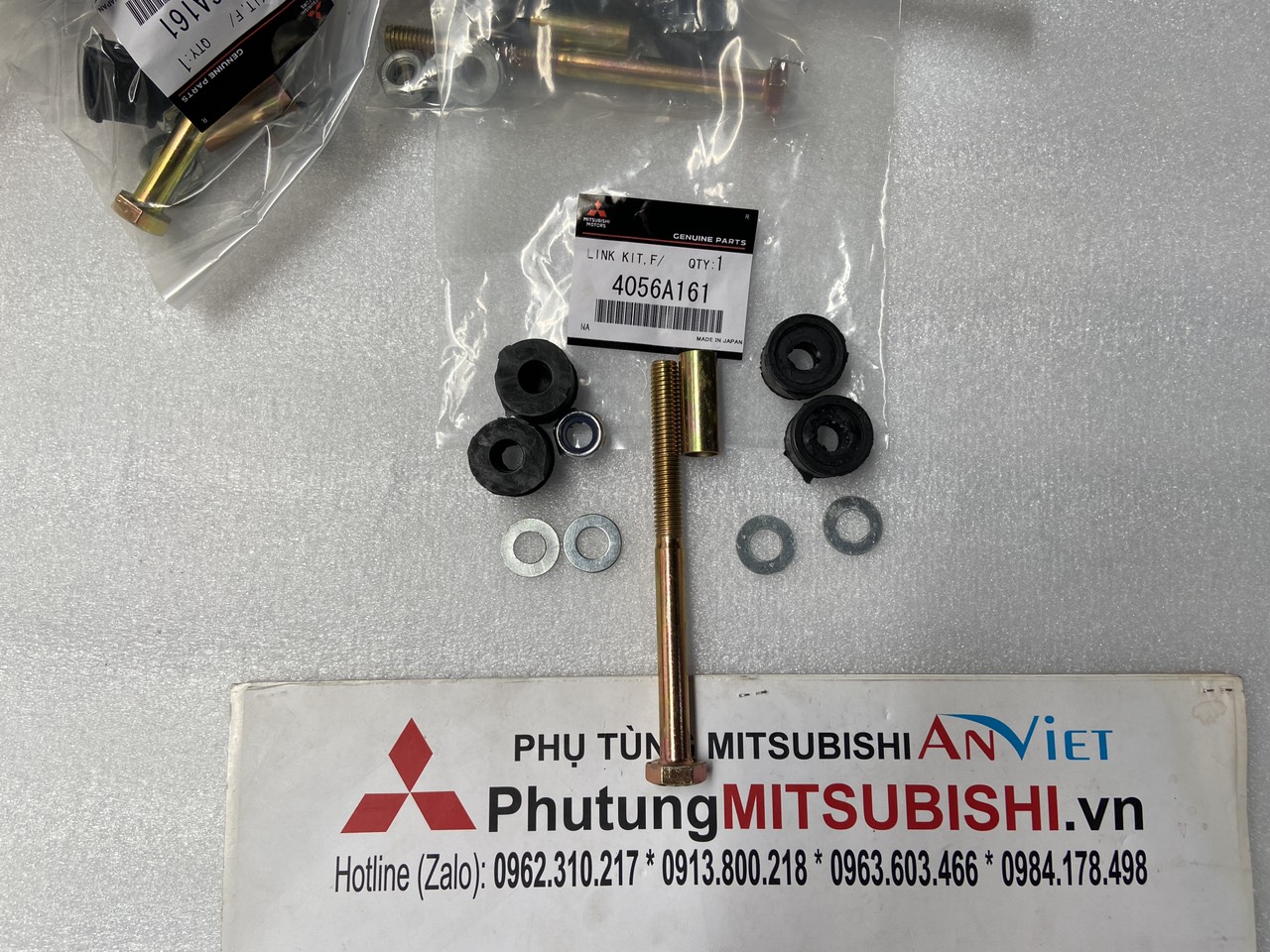 Thanh chống cân bằng xe mitsubishi Zinger